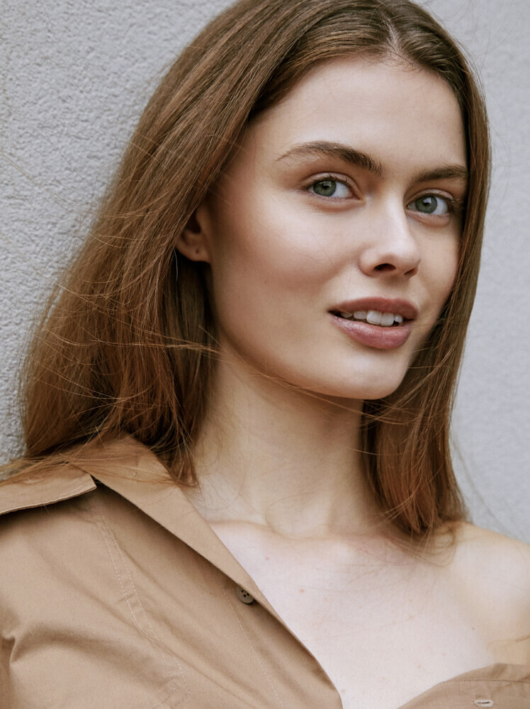 Laura Kroer - Unique Models